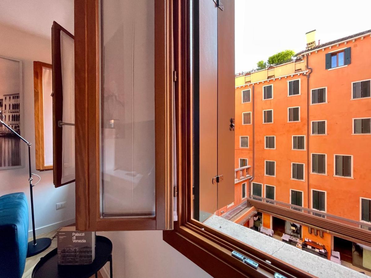 San Marco Luxury Apartments Steps From St Marks Venice Luaran gambar